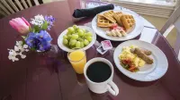 Hotel Grand Victorian - breakfast