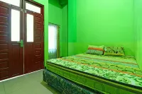 Penginapan Qarina  Syariah Banjarbaru Hotels in Guntung Payung