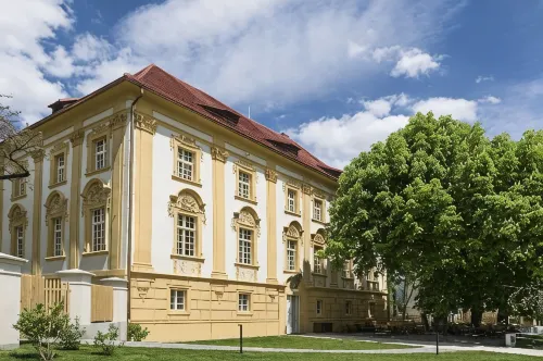 Tauroa Hofwirt Hotel a Gemeinde Mautern in der Steiermark