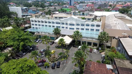 Bumi Senyiur Hotel