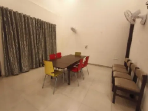 Kingslanding Entire Luxury villa