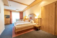 Alpin Panoramahotel Lärchenhof