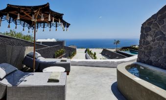 Theano Cave Suites & Villas