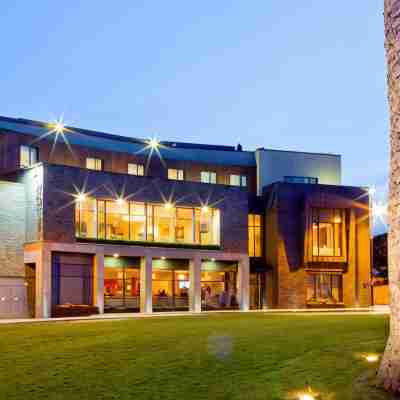 Trim Castle Hotel Hotel Exterior