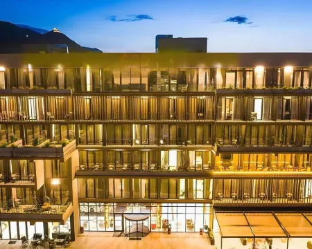 Gori Inn Hotels in Gori