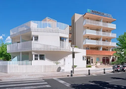 Mònica Hotel