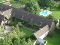 Charming Chalet with Swimming Pool in Quend - 3-Star