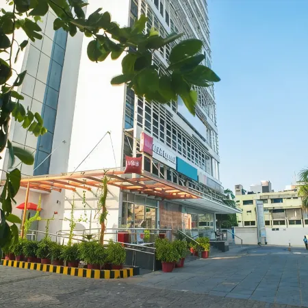 Ibis Chennai City Centre Отели рядом с достопримечательностью «Пляж Марина-Бич»