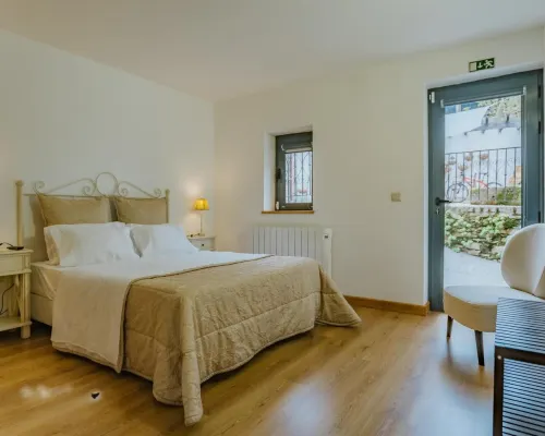 Curral D Avó Turismo Rural & Spa Hôtels à : Vimioso