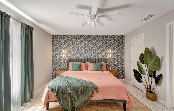 Tropical Vacation Home! 3 Rooms, 2 Bedrooms, sleeps 6 ppl.