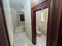 A beautiful property with enough space for you and yours - Homestays