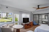 Sheraton Fiji Golf & Beach Resort - balcony