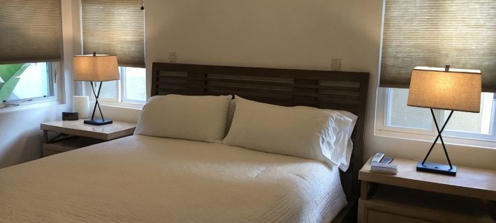 Beach Cottage with Patio on Walk Street - OCEAN VIEWS Hotels in Manhattan Beach