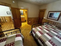 Cozy cabin 2 in at Almo Inn with AC, WiFi near City of Rocks/Castle Rocks Idaho Hotels in Almo