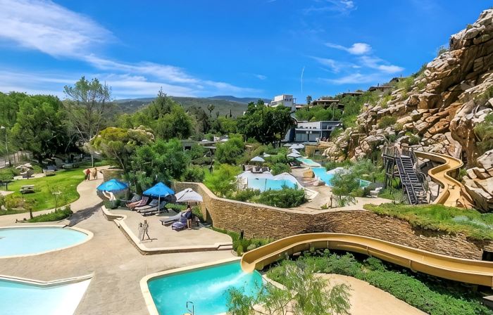 Avalon Springs Hotel