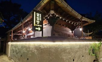 Jeonju Dalbithyang Pension