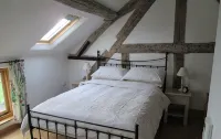 Cottage at Vennington, near Shrewsbury - Country Houses