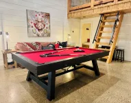 New Pool Cabin/Hot Tub/Arcade/Playset/2 Acres/Ping Pong/Shuffleboard/4 King Beds - Gym