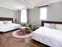 R&J Guesthouse Hotels near Wanglongpi
