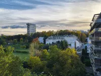High standard + private cinema + close to Old Town