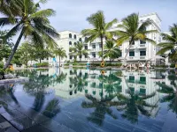 Sunset Marina Hotel