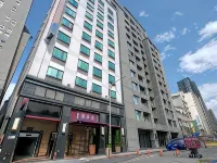 Rido Hotel Hotel berhampiran Stesen MRT Daan