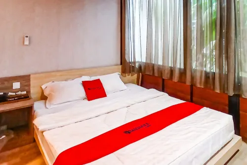 RedDoorz @ Yocia Village Ciawi