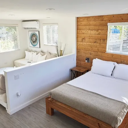 6. Waterfront Key Largo Studio, Near Kayaks & Reef
