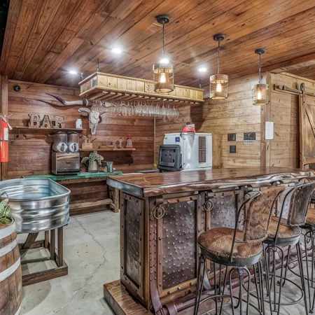 Cozy Darlin' Suite on the River