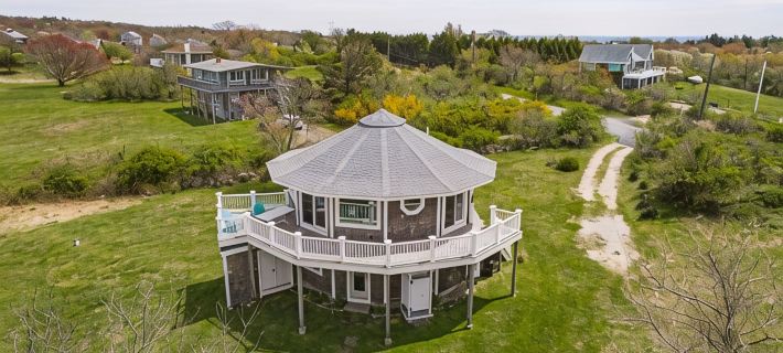 Block Island - 4 Bedroom Home on West Beach Road w/ Panoramic Ocean Views + AC! Hotels in Block Island