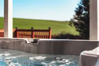 Fall in Hocking Hills, Luxury Cottage with Hot Tub, Fire Pits, & Pond - 4-Star