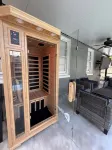 Private Screened in Pool with Main/Guest House and Sauna - Private Pool