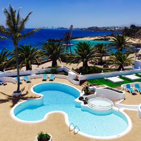 Neptuno Suites – Only Adults