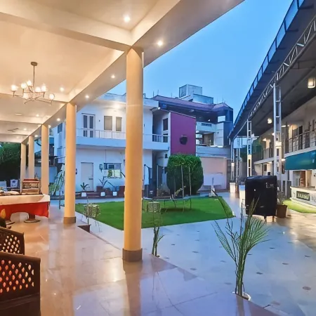 AgraOne - A Boutique Hotel by Dayal Lodge