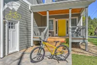 Yellow Bike Bungalow-Block from Bike Trail-Fireplace & Hot Tub - Dog Friendly - 4-Star