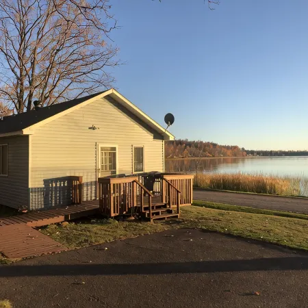 Up North Retreat on Lake Waukenabo