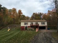 2400sf Secluded Family Mountain House 16 Acres- 2 Min to Jiminy Peak- Near Lenox