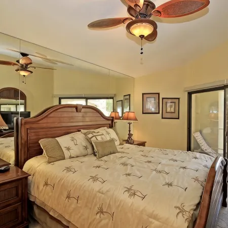 Magical Waterfall & Mountain Views, Steps to Pool -Pets ok, Wifi, Permit 062281