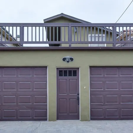 Happy Clam Casa Oceanfront Beach House w/Private GuestHouse