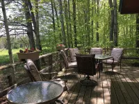 Peace And Tranquility Setting In The Woods! - Chalets