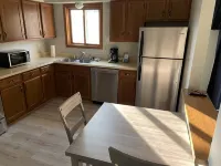 Comfortable suite, great location, easy access to Lake Superior! - 3-Star