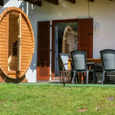 Holiday house near Vera (lake, forest, wellness)