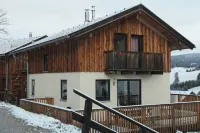 Ruim Chalet op top Locatie - Homestays
