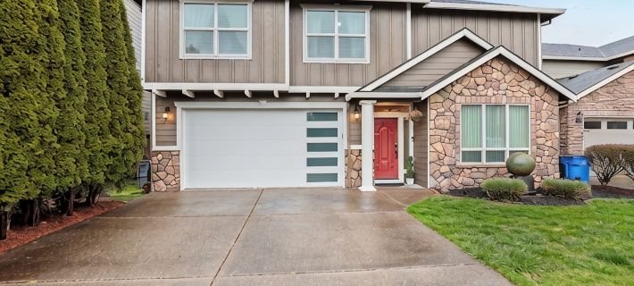 Charming 4-bedroom family friendly house with WiFi and AC in fabulous Vancouver Hotels in Vancouver