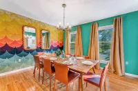 Pocono Dream House! Heated Pool, Fire Pit, Bowling, Mini Golf! - Homestays