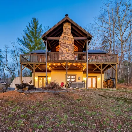 NEW! Private Mountain Cabin in Gated Community w/ Mtn Views, Hot Tub & Game Room
