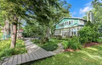 LUXURY Lakefront Property on Private Beach with Stunning Lake Views and Sunsets