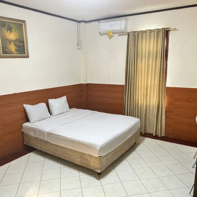 Paparisa Manise Hotel Sorong Hotel berhampiran Domine Eduard Osok Airport