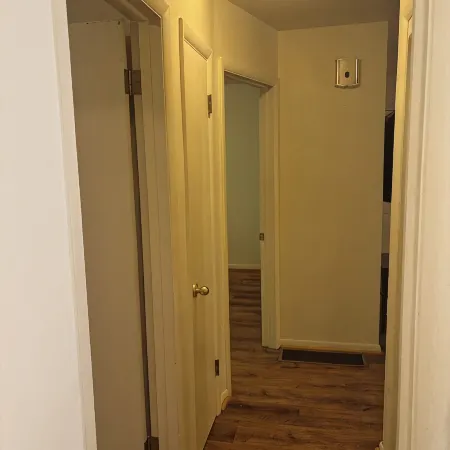 Cozy Corner 1401- West -Unit 2-bedroom apt in adorable La Junta with WiFi, AC