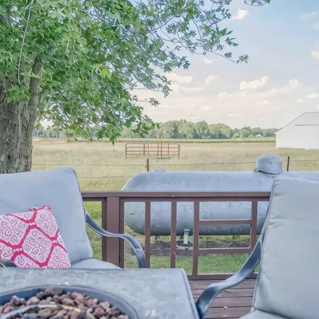 Vineyard Ridge Farmhouse • 3Br • 2BA • Vineyard View • Fire Pit •